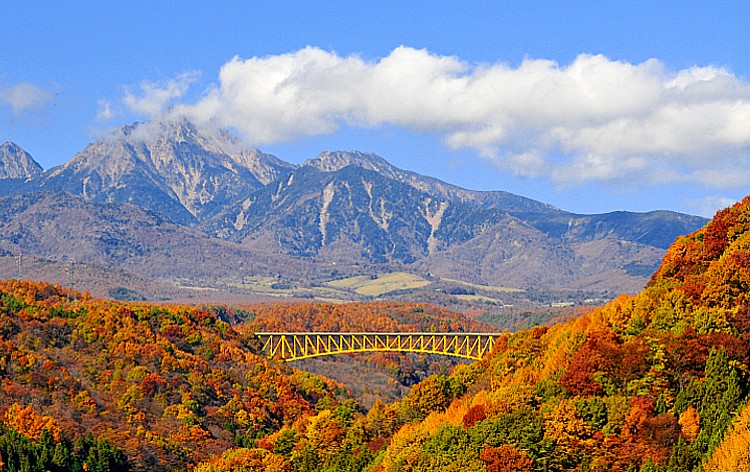 八ヶ岳高原大橋（イメージ）提供:北杜市観光協会