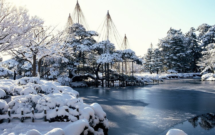 兼六園　写真提供：金沢市（イメージ）