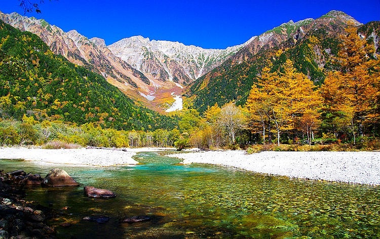 上高地_河童橋／秋（イメージ）