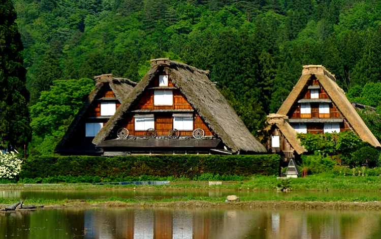 白川郷　写真提供：岐阜県白川村役場（イメージ）